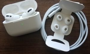 Apple Airpods Pro with Cable